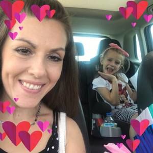 Meet your Posher, Azra